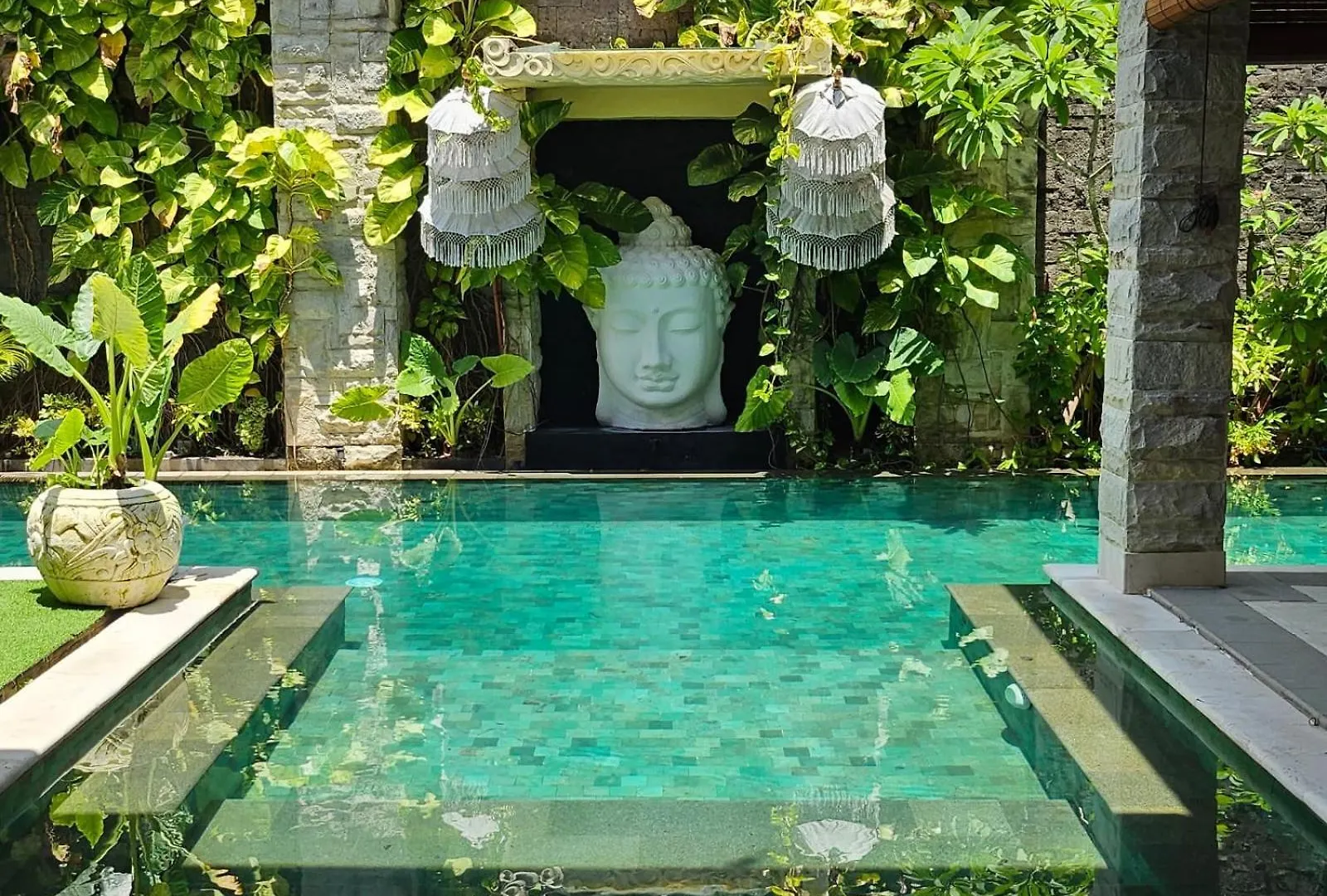Guest house Puri Ratu Jimbaran Hotel