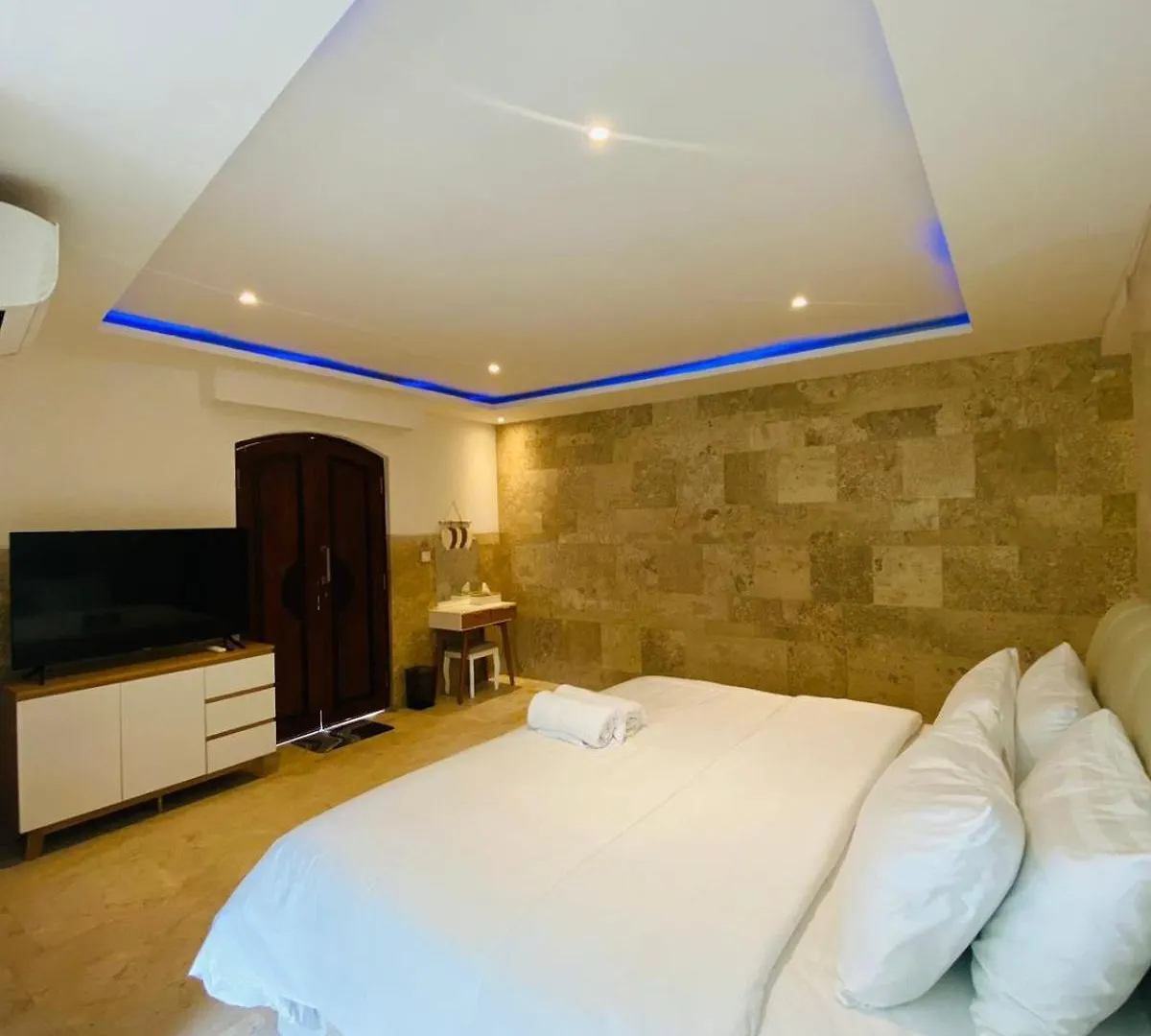 Guest house Puri Ratu Jimbaran Hotel